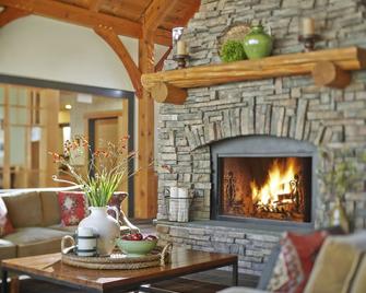 Green Mountain Suites Hotel - South Burlington - Salon