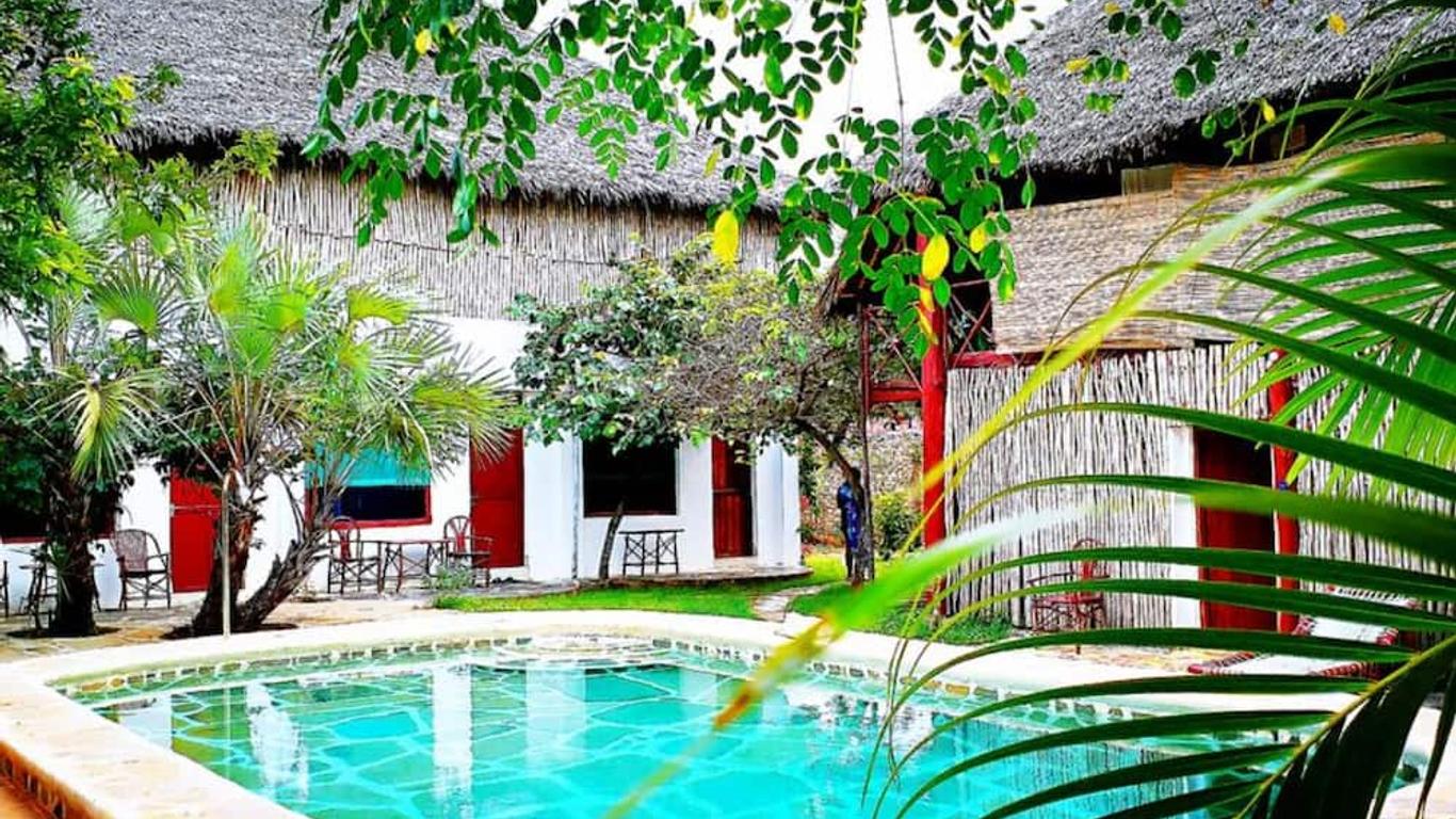 Diani Hostel