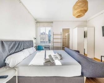 Valles 3-1 · Cozy studio in Sant Andreu - Barcelona - Bedroom