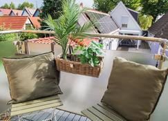 Ostseeoase mit Strandkorb am Meer - Rostock - Balkon