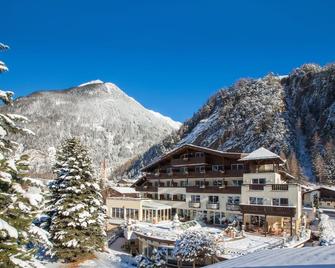 Hotel Rita - לנגנפלד - בניין