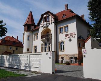 Hotel Palacyk - Legnica - Bâtiment