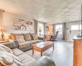 Family-Friendly Ontario Home in Central - Ontario - Sala de estar