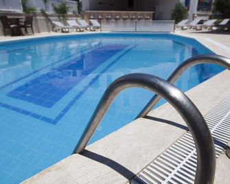 One More Day Hotel - Turgutreis - Pool