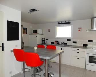 Appartement au calme proche d'un petit bois dans quimper - Quimper - Mutfak