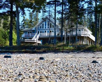 Luxurious Oceanfront & Private Beach - Deer Isle - Edificio