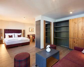 Gasthof Hotel Handlerhof - מריה אלם אם סטיינרן מיר - חדר שינה