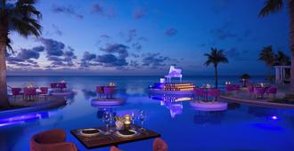 Secrets Riviera Cancun Resort & Spa - Puerto Morelos - Uima-allas