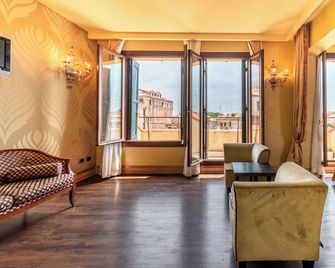 Hotel Amadeus - Venetsia - Olohuone