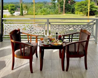 River Valley Resort - Nan