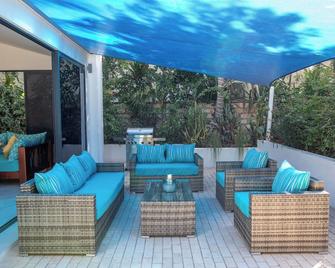 Coral Reef Villas - luxury 5 star villas each with private pool, Watamu - Watamu - Balcón