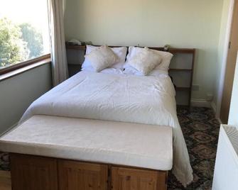Orchard Manor B & B - Truro - Yatak Odası