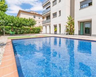 Bon Relax Apartment with Pool - Sant Pere Pescador - Pool