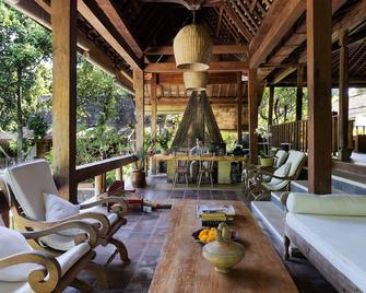 Kalapa Boutique Resort & Yoga - North Kuta - Patio