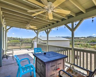 Quiet Tombstone Retreat about 3 Mi to Historic Dtwn! - Tombstone - Balcón