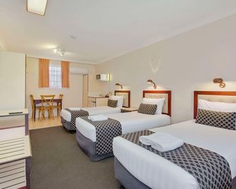 Econo Lodge Savannah Park Tamworth - טמוורת' - חדר שינה