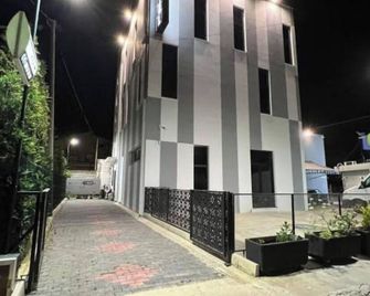 BS hotel - Durrës