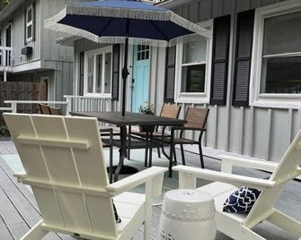 Long Lake Peninsula Traverse City 3br Home. Swim,kayaks,lake,bikes,ski Crystal - Traverse City - Patio