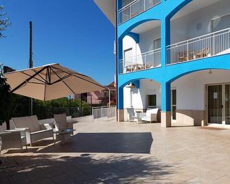 Hotel Parthenius - Maierà - Patio