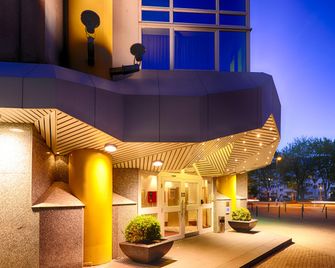 Leonardo Hotel Köln - קלן - בניין