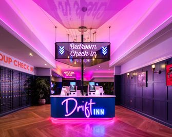 Drift Inn at Wyboston Lakes - Bedford - Resepsionis