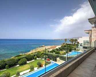 Olymp Luxury Villa D - Luxury Escape with Direct Beach Access and Unique Sunsets - Kissonerga - Balkon