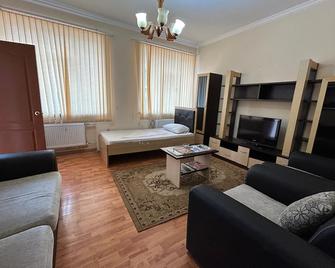 Arena Hotel Balakan - Balakan - Bedroom