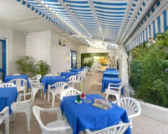 Adler - Riccione - Patio