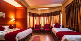 Hotel Silver Oaks Inn - Pokhara - Phòng ngủ