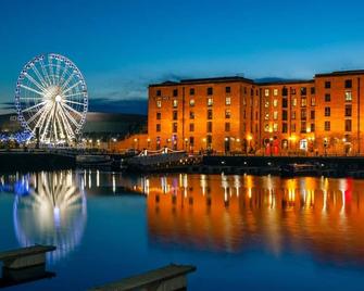 The Cavern Apartment @ Liver House - Birkenhead - Outdoor view