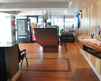 City Park Hotel - Melbourne - Lễ tân