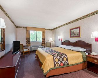 Super 8 by Wyndham Hancock MD - Hancock - Habitación