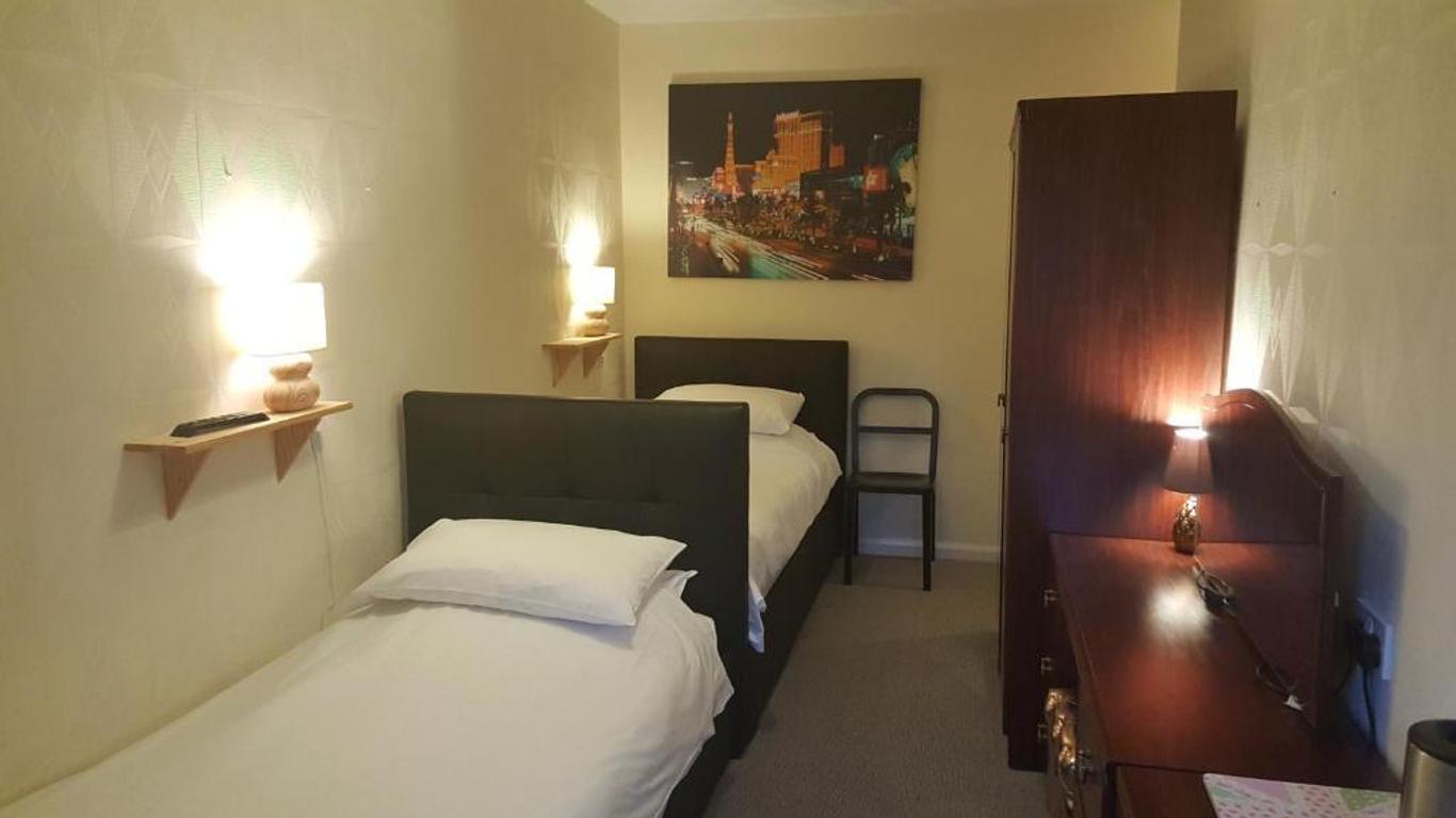Maindee Guest House