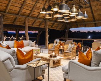 Inyati Game Lodge - Sabie Park - Restaurante