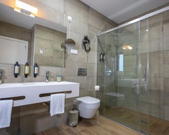 Watts House - Seia - Banheiro