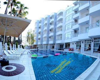 Eylul Hotel - Kizkalesi - Bazén