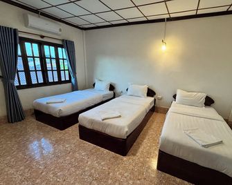 Phaythavone Hotel - Champasak - Habitación