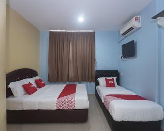 OYO 44016 Rafik Ali Motel - Kepala Batas - Bedroom