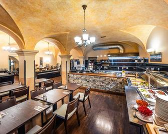 Hotel Elite Prague - פראג - מסעדה