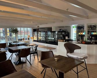 Hotel Fanobad Lavish Property near beach - Fanø - Bar