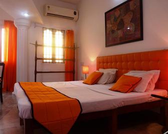 L'Escale Puducherry - Pondicherry - Bedroom