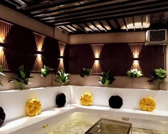 Prim Travellers Inn - Coron