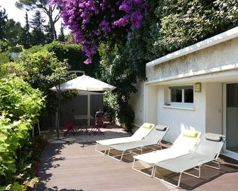 Superb T2 Cassis, facing south, at the bottom of the villa 2-4 people - Cassis - Innenhof