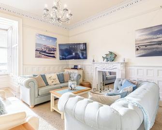 Apartment 1 - Uk32244 - Aberdyfi - Living room