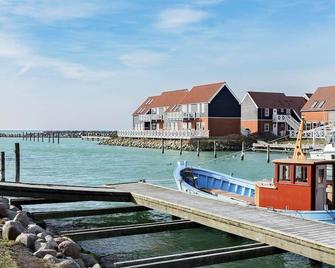 4108-borre-Klintholm-havneby-8 - Borre