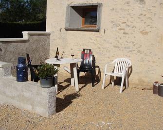 Gîte de la Rose near Vézelay - Brosses - Patio
