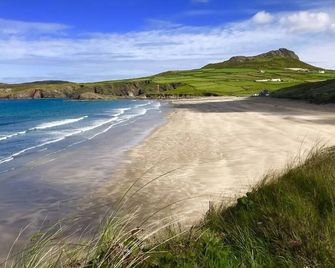 Tan y Garn - 2 Bedroom Cottage - Whitesands - St David's - Beach
