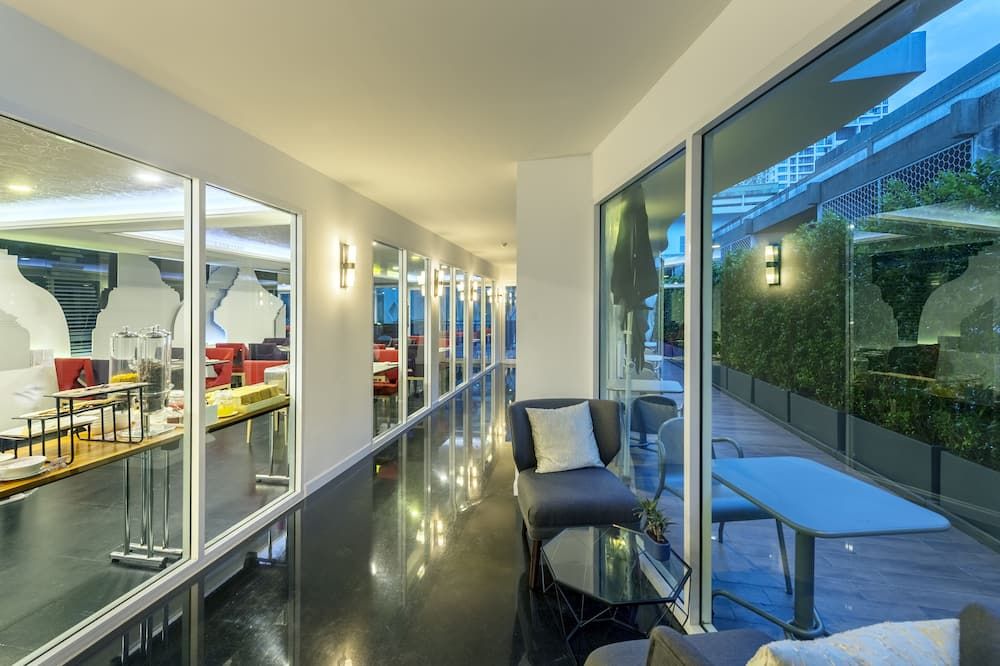 Anajak Bangkok Hotel - Bangkok