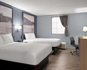Super 8 by Wyndham Fort Wayne - Fort Wayne - Slaapkamer