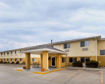 Baymont by Wyndham Billings - Billings - Rakennus